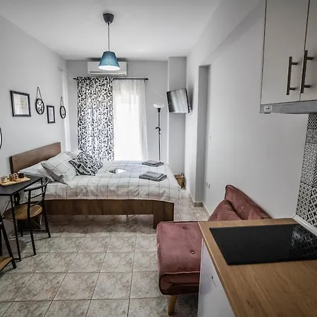 Vpg Minimal Apartment Thessaloniki